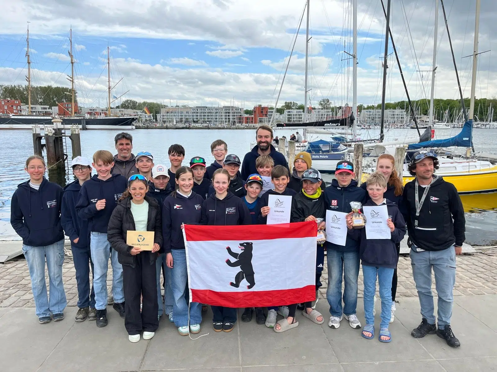 Berliner Opti-Team erfolgreich bei der WM-/EM-Ausscheidung vor Travemünde!